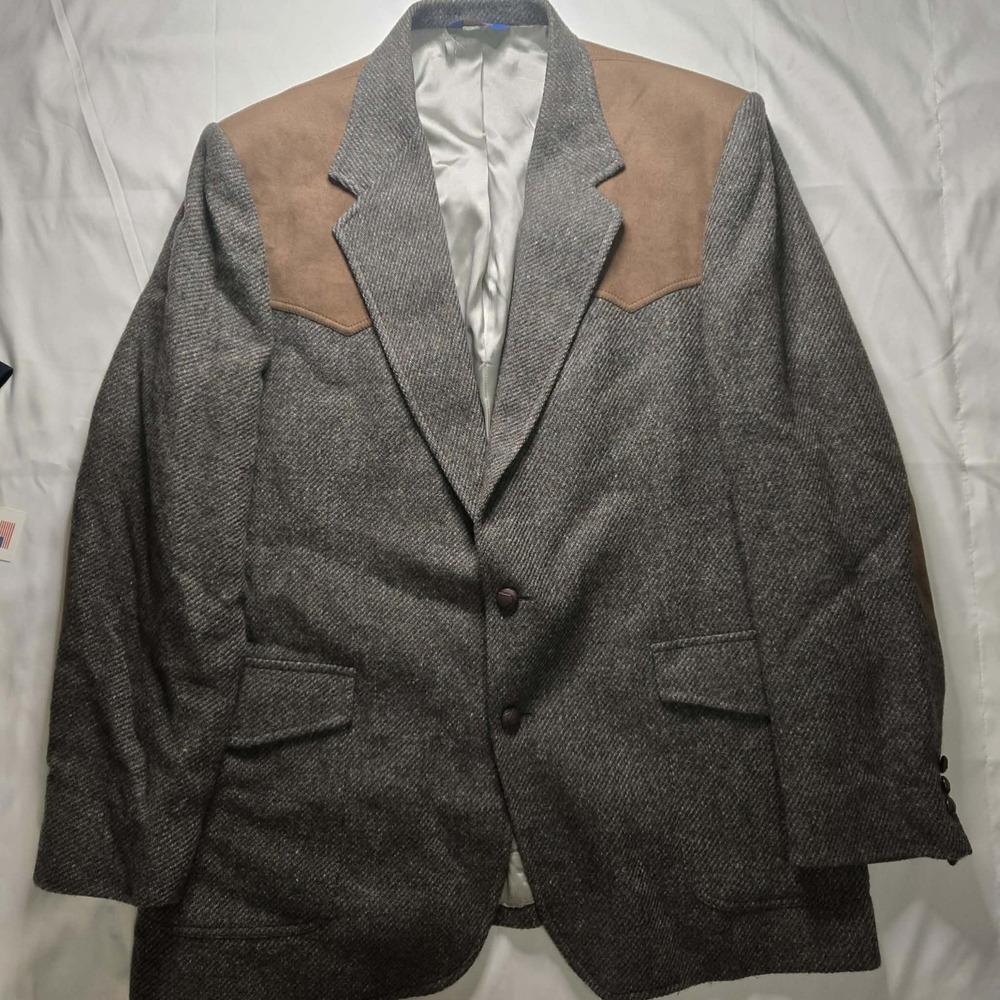 Pendleton Men's Tweed Wool Blazer Gray/Brown Herringbone Suede Accent Size 46 L